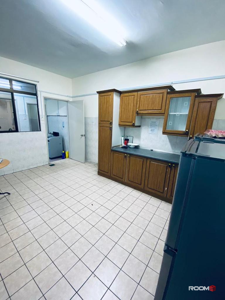 LOW DEPOSIT , 0% DEPOSIT BANDAR UTAMA1 TO 12 NEAR 1 UTAMA