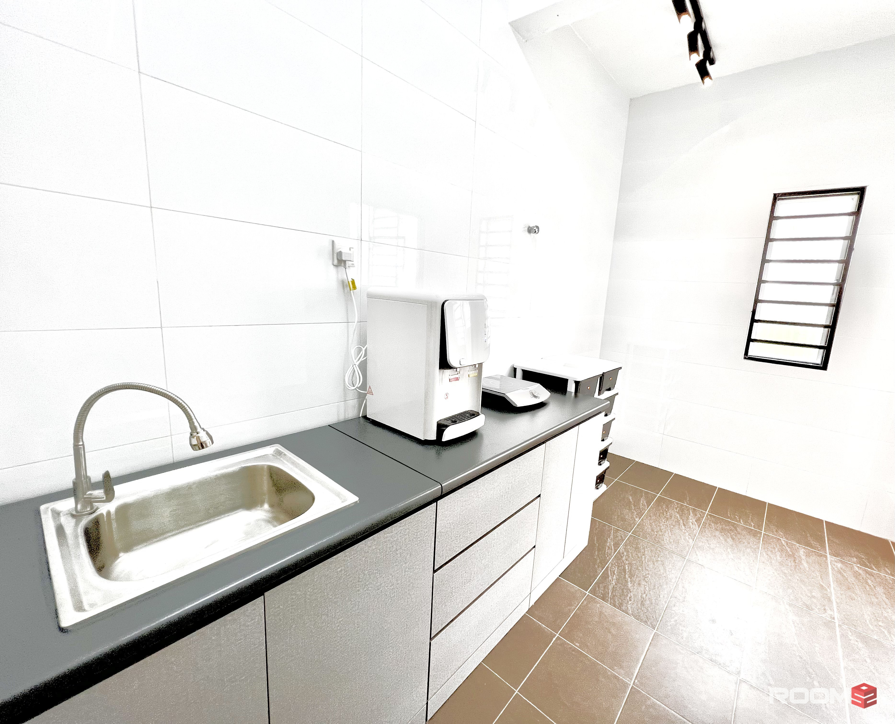 👑 Master Room attached Private Bathroom 🛁 SETIA ALAM ROOM FOR RENT 🏡Landed House ✨DIRECT OWNER🥳