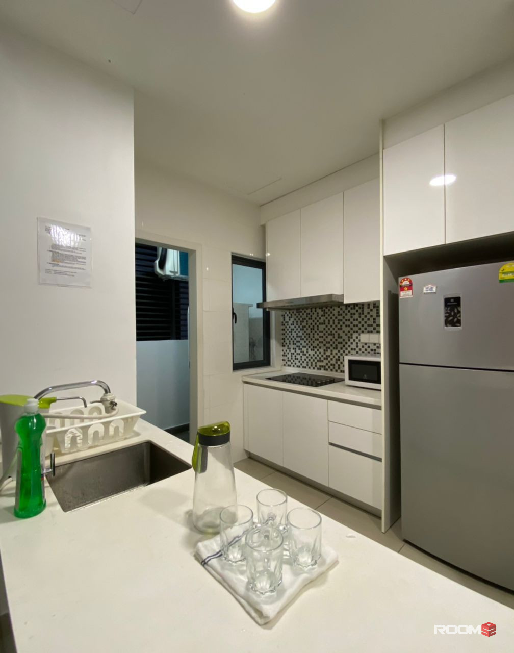 🌟 👩‍🦰Comfy Female Unit Master Bedroom with Free Utilities for rent beside UOW KDU !