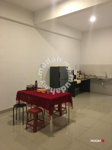 Middle Room at Seremban 2, Bilik Sewa Seremban [🔥👉𝑨𝑻𝑻𝑨𝑪𝑯𝑬𝑫 𝑻𝑶𝑰𝑳𝑬𝑻 ] Bdr Ainsdale, AEON, Mydin, Labu, NSK