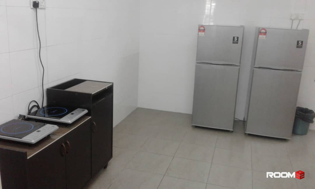 🏠 Room Available at SS14, Subang Jaya with High Speed WI-FI! 🌐🚀