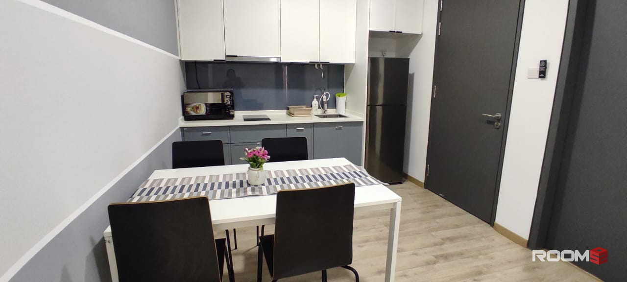 💥Female Unit💥Emporis Kota Damansara, Privacy Room With Aircond, Comfort and Convenient