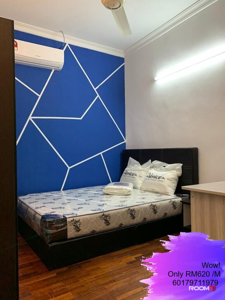 Middle Room at Subang Bestari, Subang