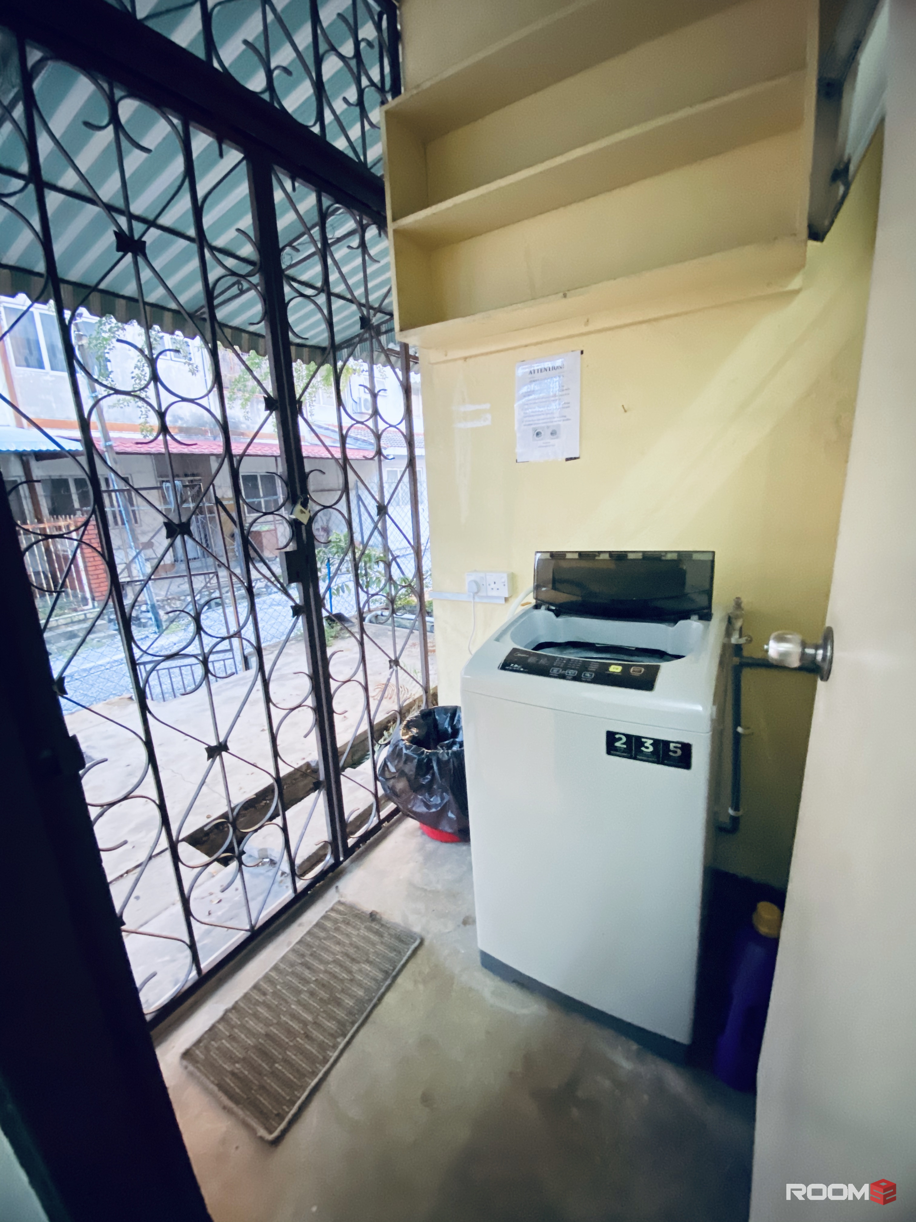 Single Room at SS2, Petaling Jaya