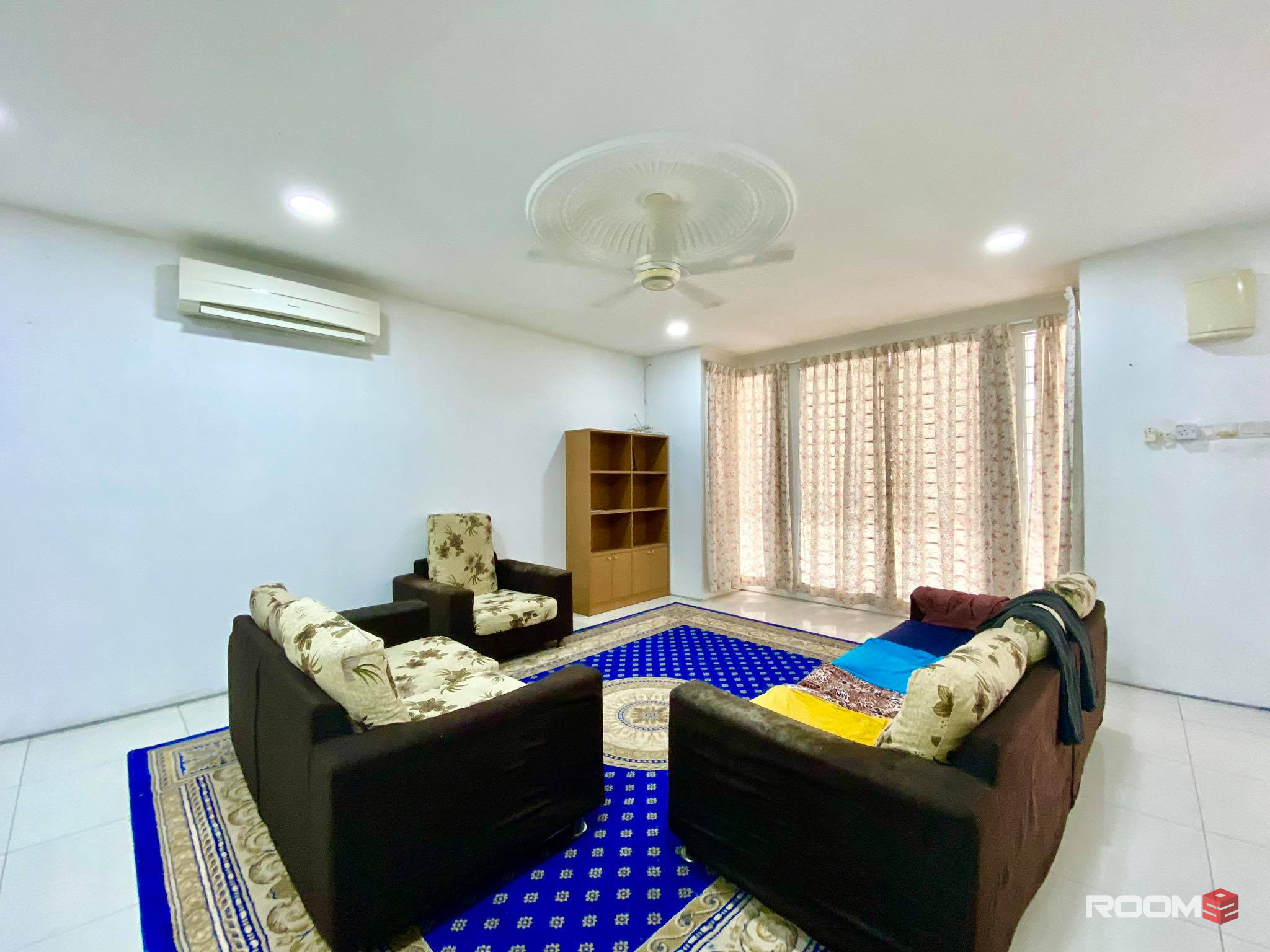 MIDDLE Room at Taman Mesra Utama, Balakong [ 👉 "𝚂𝙰𝙻𝙴 𝙼𝙴𝚁𝙳𝙴𝙺𝙰 !!" 🔥 ] Bilik Sewa Balakong [FEMALE] Tmn Mesra