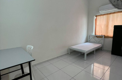 One month deposit ✨ Single Room at Taman Seri Jaromas, Jenjarom