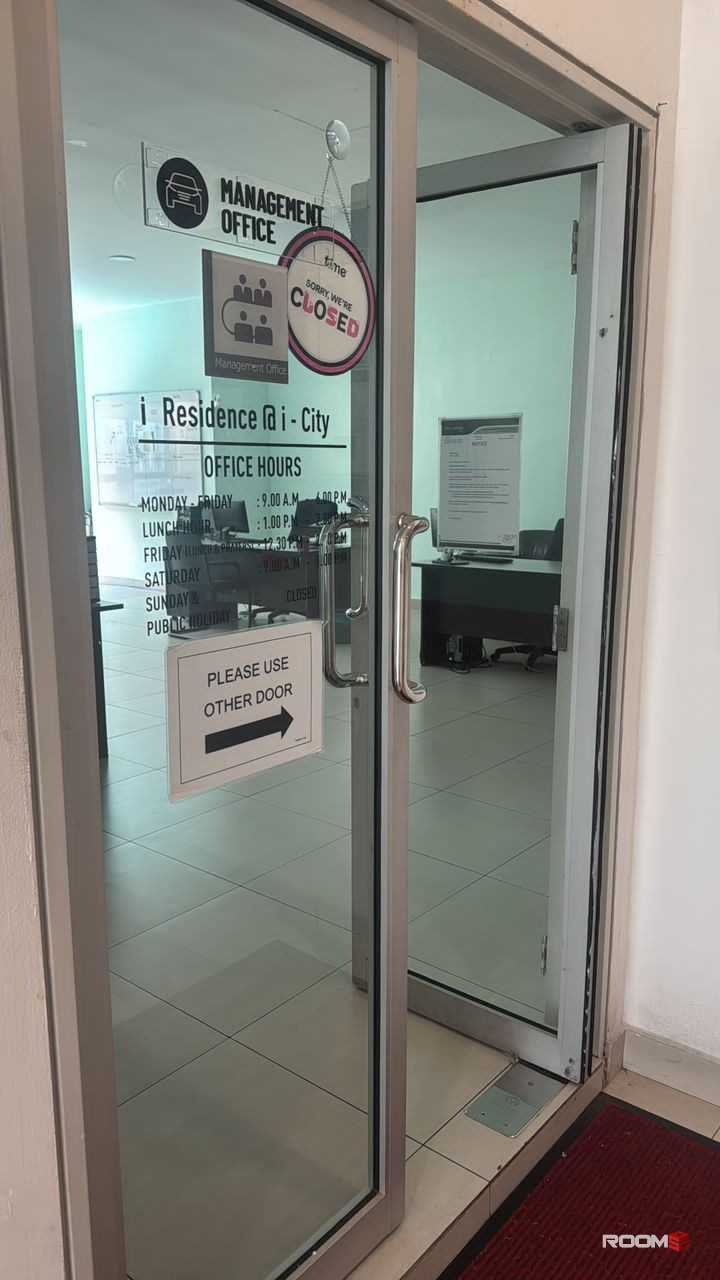 FEMALE UNIT AT I-CITY SHAH ALAM