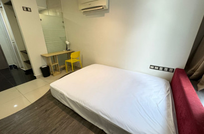 4 Mins walk to LRT Masjid Jamek 🚇 Co-Living Hotel Unit @ KL City Centre🏫 1 Station away from Petaling Street