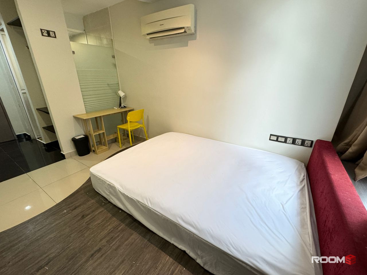 4 Mins walk to LRT Masjid Jamek 🚇 Co-Living Hotel Unit @ KL City Centre🏫 1 Station away from Petaling Street