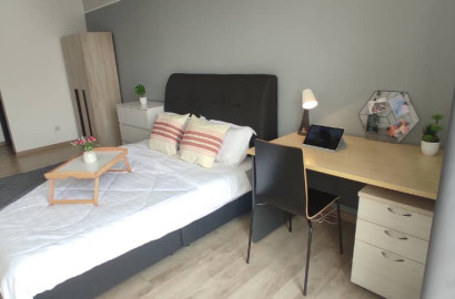 (FEMALE  UNIT) Master Bedroom @ Emporis Kota Damansara