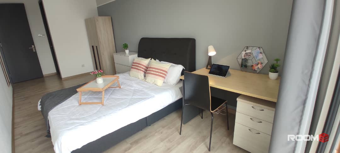 (FEMALE  UNIT) Master Bedroom @ Emporis Kota Damansara