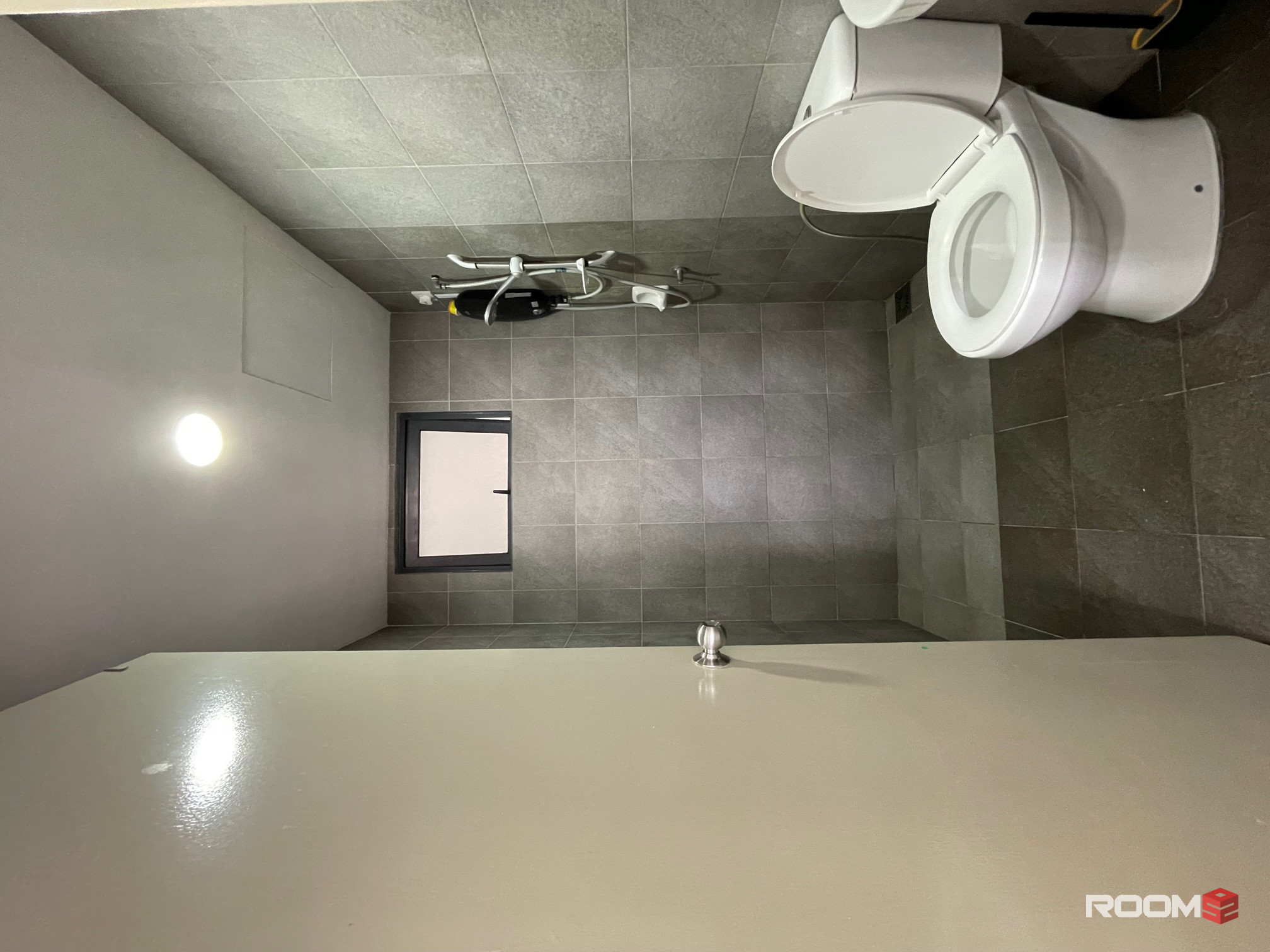 Master Room for rent in Sentul