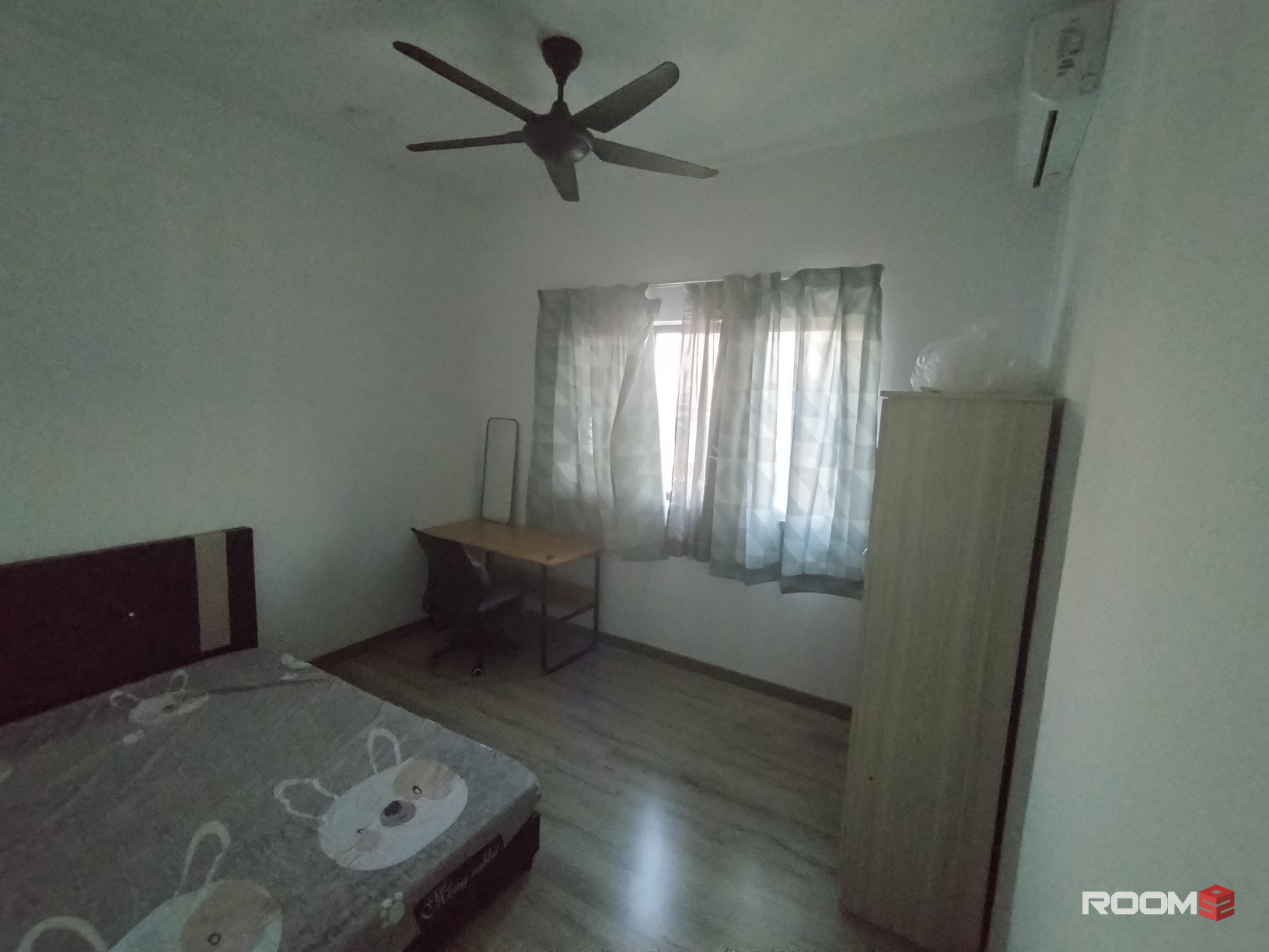 One Master Room to Let at Kepong Baru