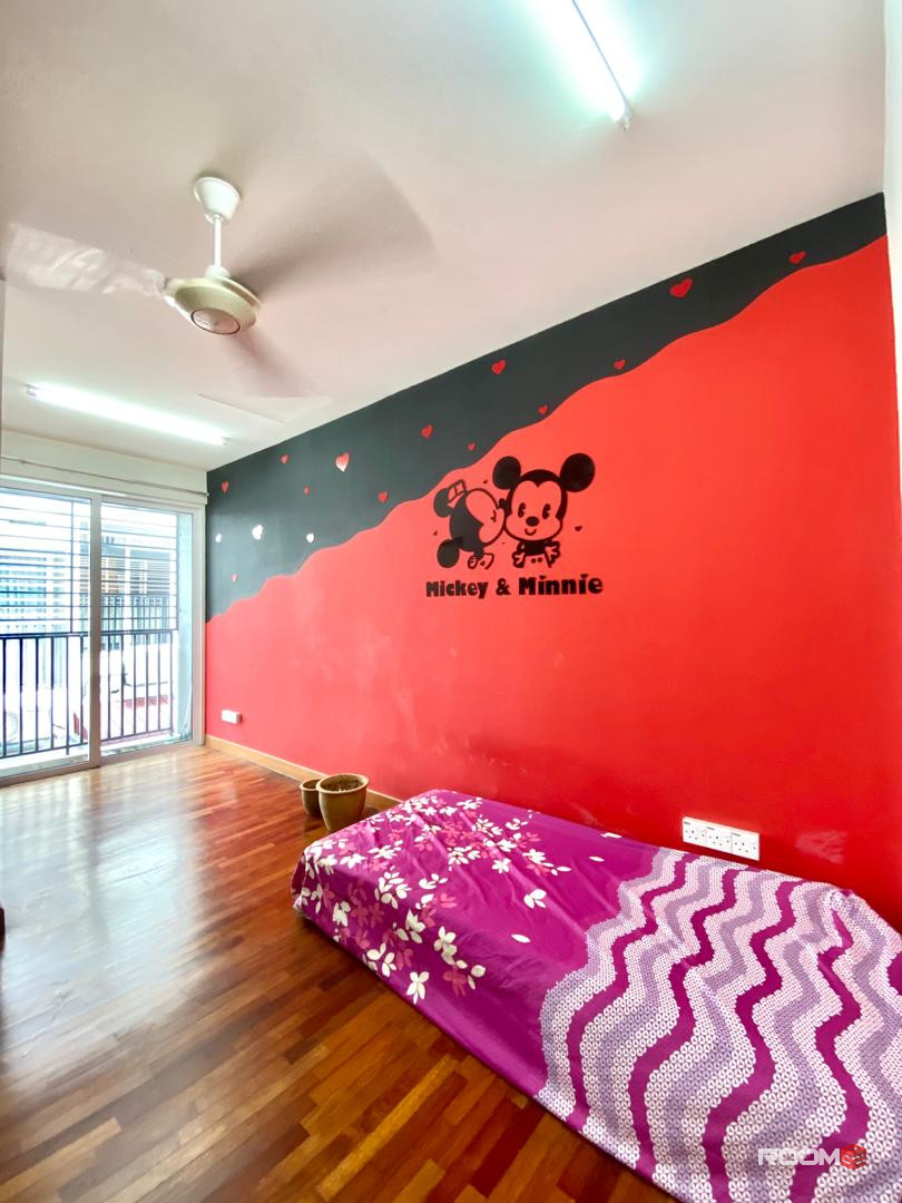 Middle Room at Bandar Mahkota Cheras, Cheras South [𝙵𝚁𝙴𝙴 𝚄𝚃𝙸𝙻𝙸𝚃𝚈] Bilik Sewa Cheras {Attach Toilet} Sunstone