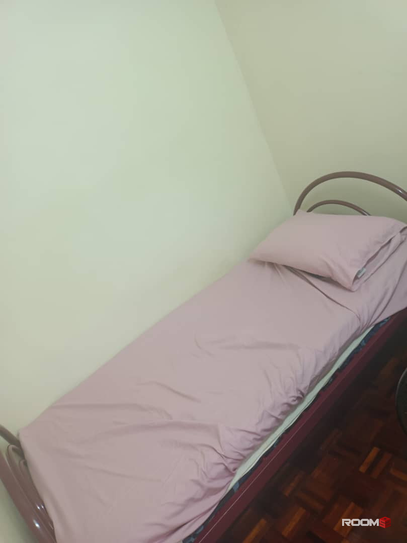 Middle Room with Full Furniture at Desa Setapak, KL (No Contract, No Owner, Available Mar'24)