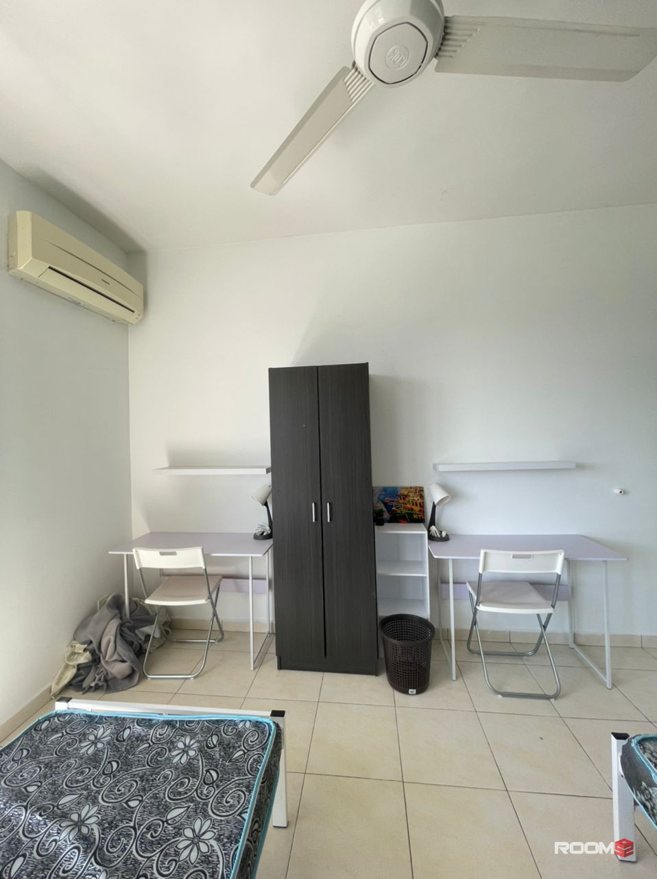 Middle Room at Bangsar South, Pantai