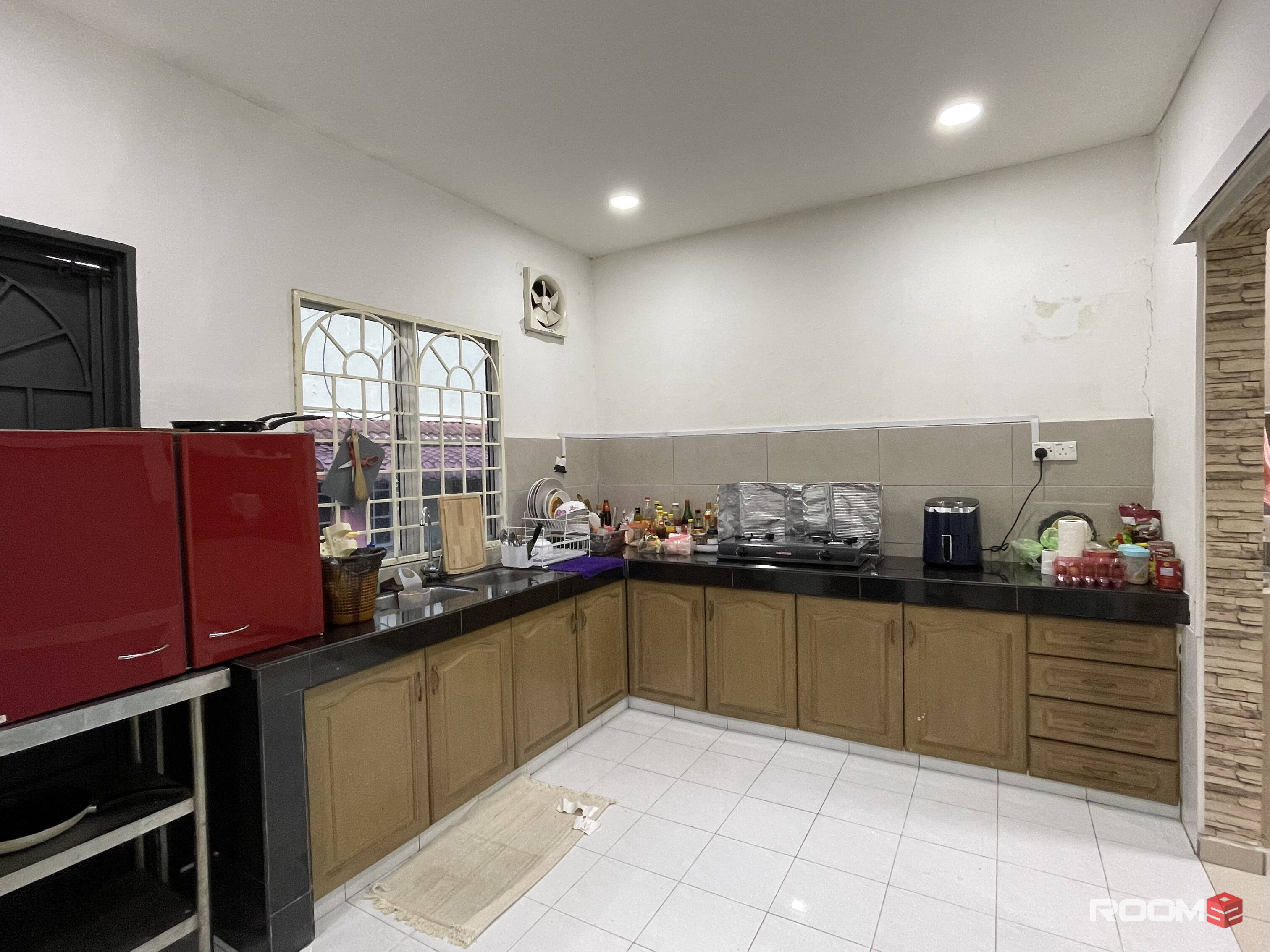 Middle Room at Taman Wawasan 3 , Pusat Bandar Puchong