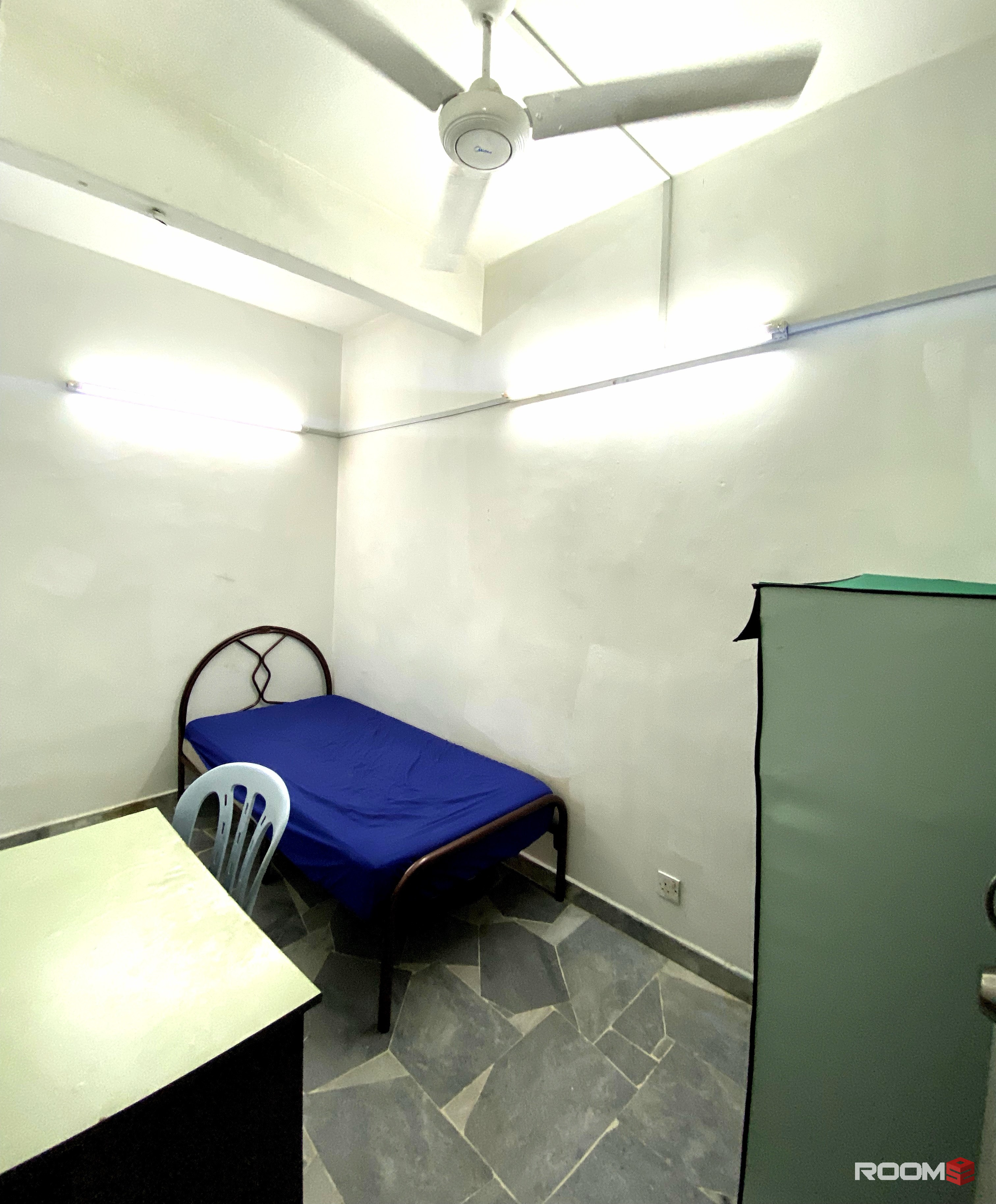 💥✅Private Single Room for rent at USJ Subang Jaya, 🚄5min walking to USJ LRT / Summit USJ / Damen USJ
