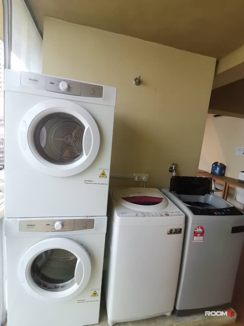 4mins walk to INTI College. Single Room Rent in SS15, Subang Jaya with No Deposit