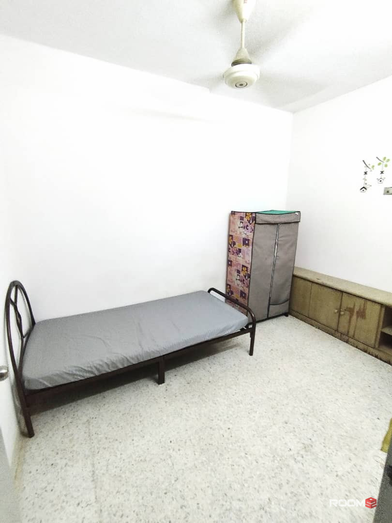 🔥1+1 Deposit✅🔥,SS2 Area Medium Room For Rent , 5MinsDrive To SS2 DurianMan Stall And SS2 Park