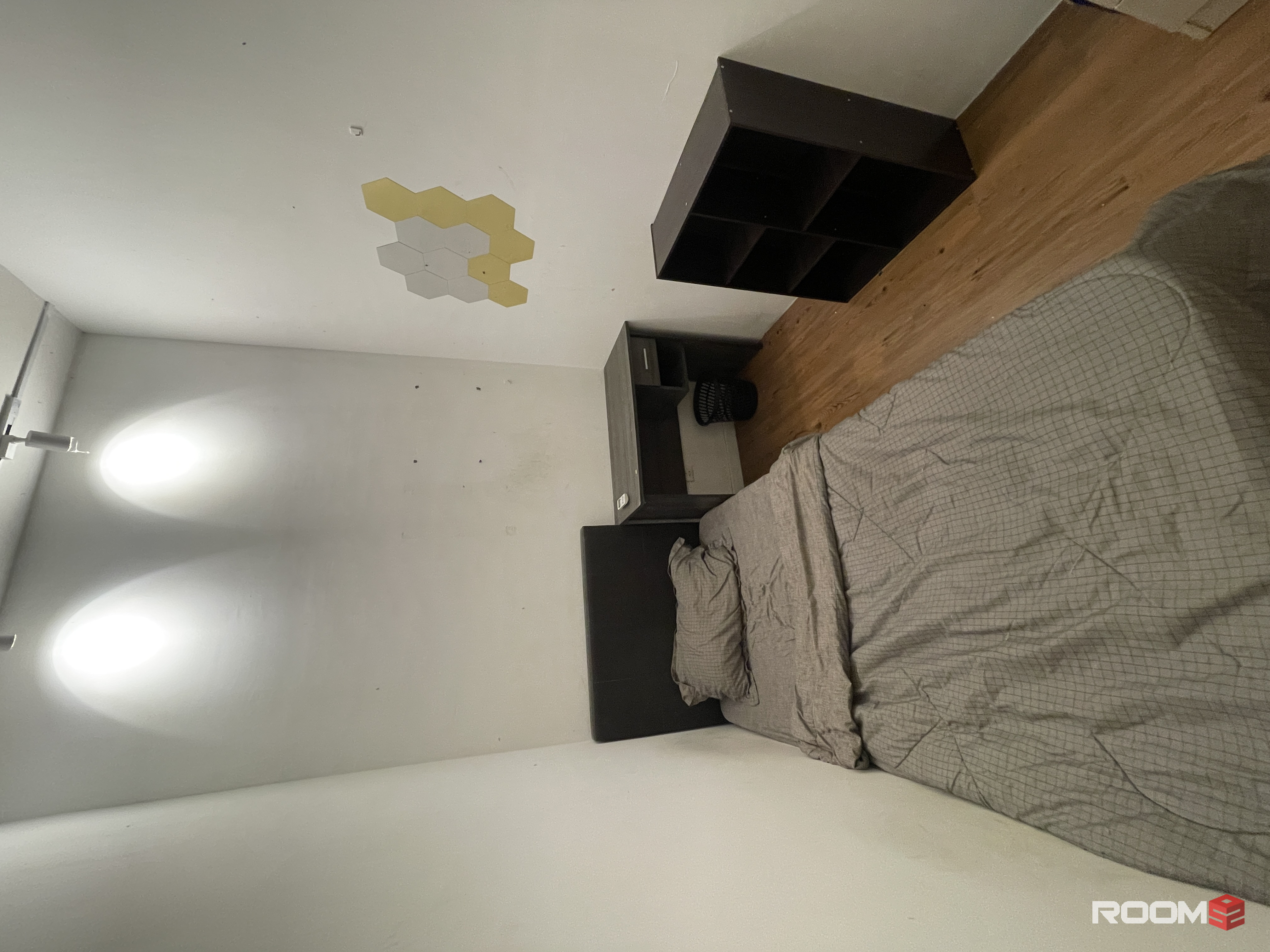 MALE UNIT | SINGLE ROOM @ Utropolis Glenmarie