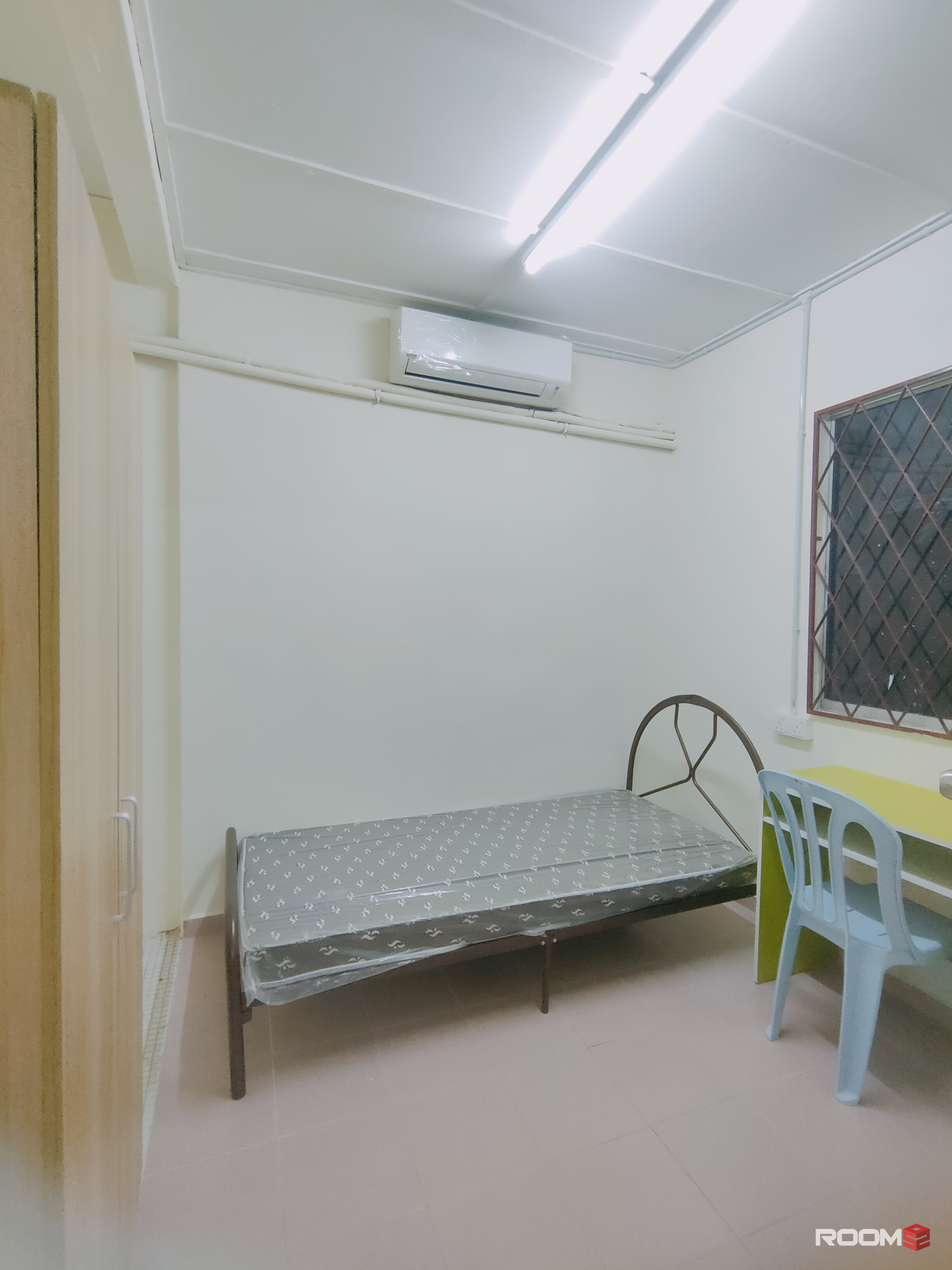 👩‍🦰Female Local only🌷Aircon🌷3MIN Walk distance to UCSI/ Pasar Malam Connought