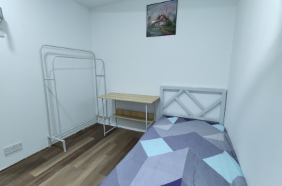 Free Deposit! Room in Bandar Puchong Jaya with walking Distance to LRT. FEMALE UNIT!!