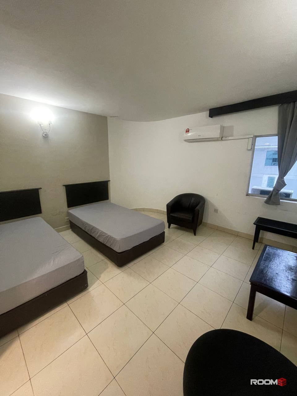 🏨 comfortable living with a cozy hotel feel