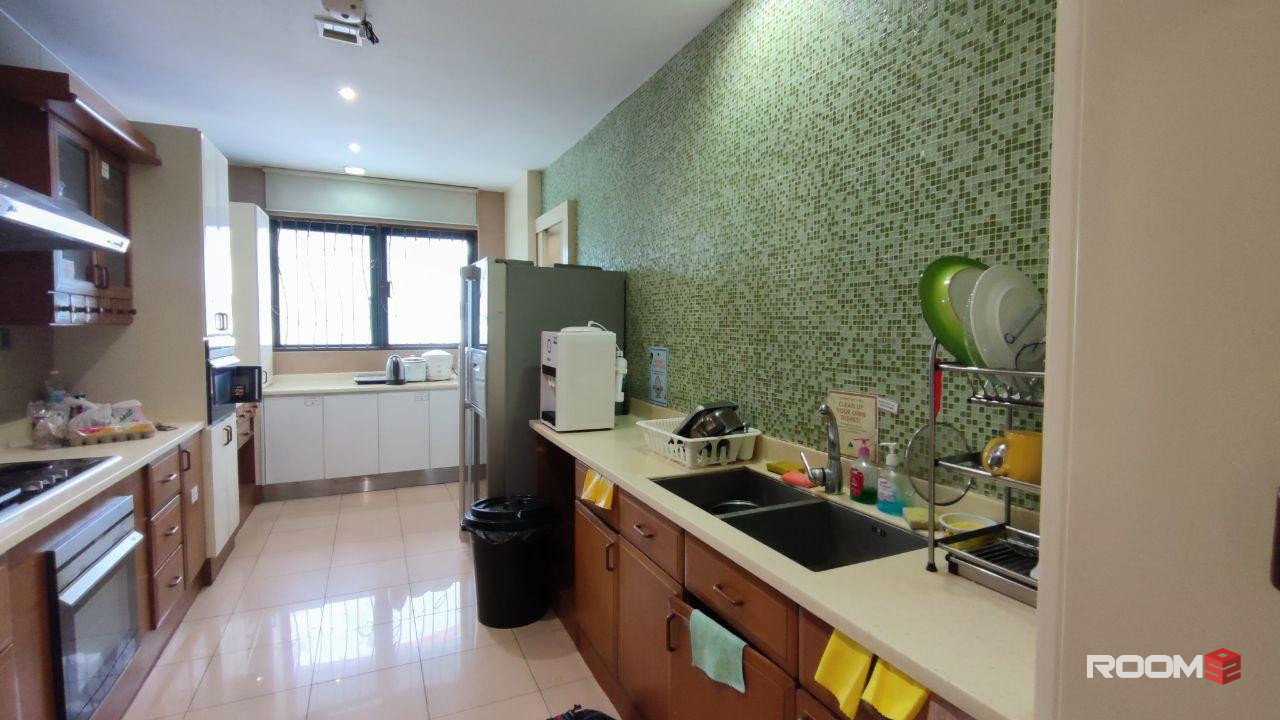 Hotspot Location 📍 ZERO DEPOSIT Room 🛋️ 20 Min Walking Distance to KLCC 🏙️