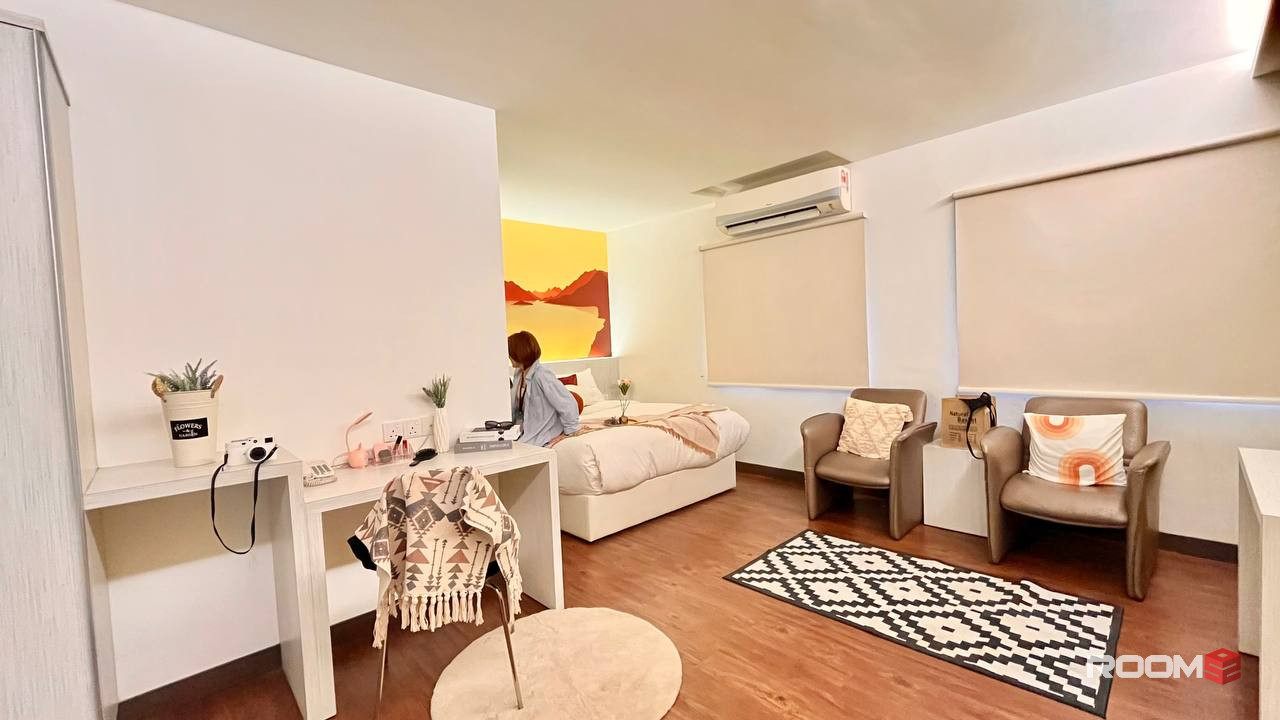 Rent Room Can Save More Money 💰👍🏽 Room Without Deposit 🤑 & Fully Furnished 💯