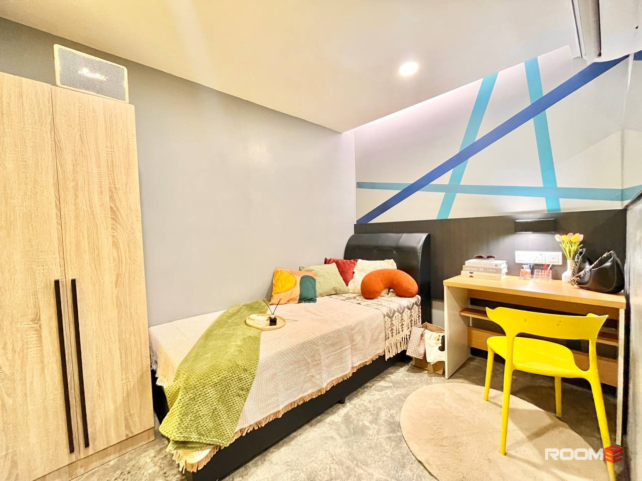 Zero Deposit Room In Kuala Lumpur Area ❓ Room Rent From RM 800 Only at "SWING & PILLOW @ MAHARAJALELA  ❗️❗️