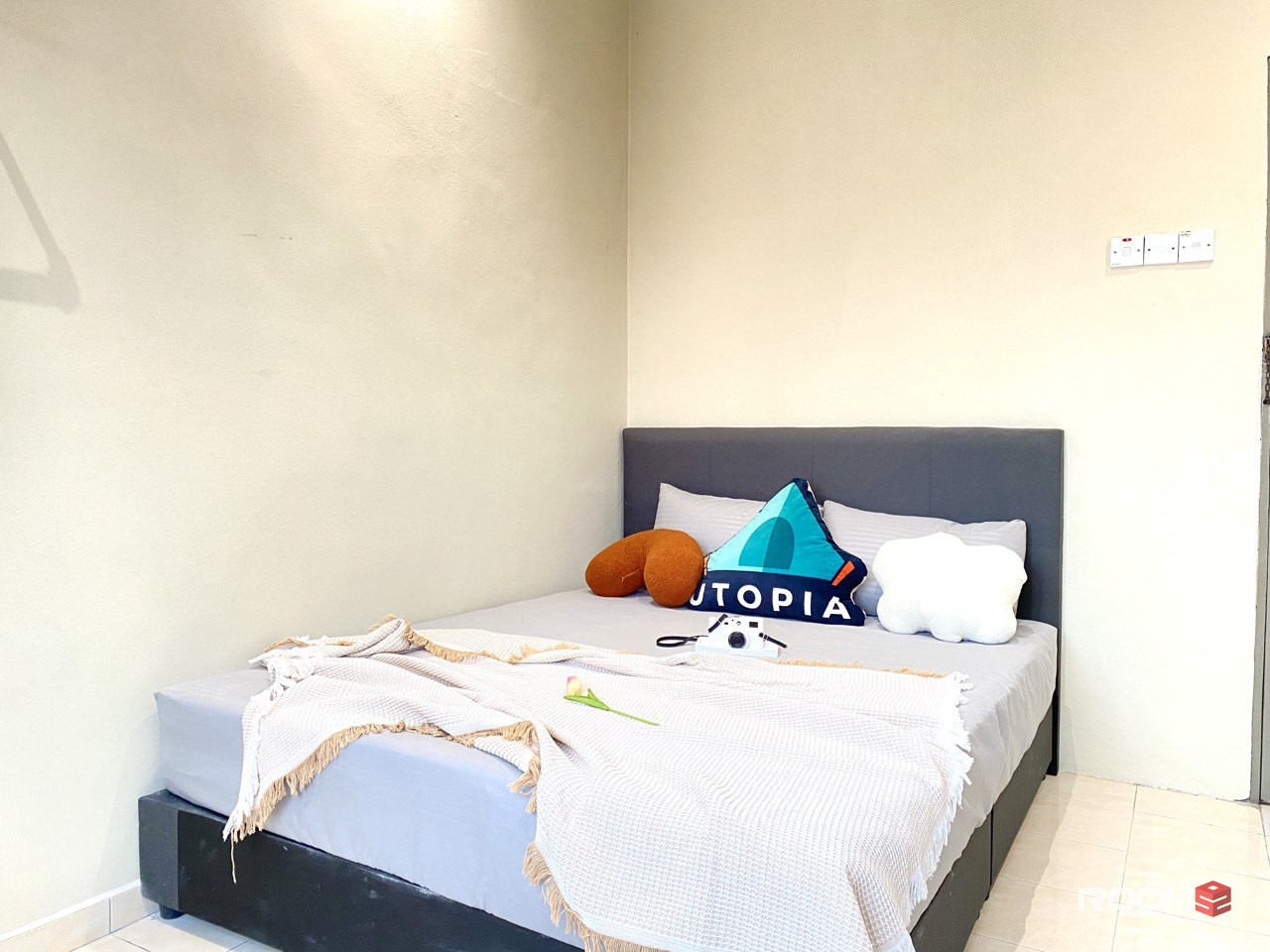 👔 Work at Paradigm Mall? 🏢 Rent a ZERO DEPOSIT room only 6 mins away! 🚌