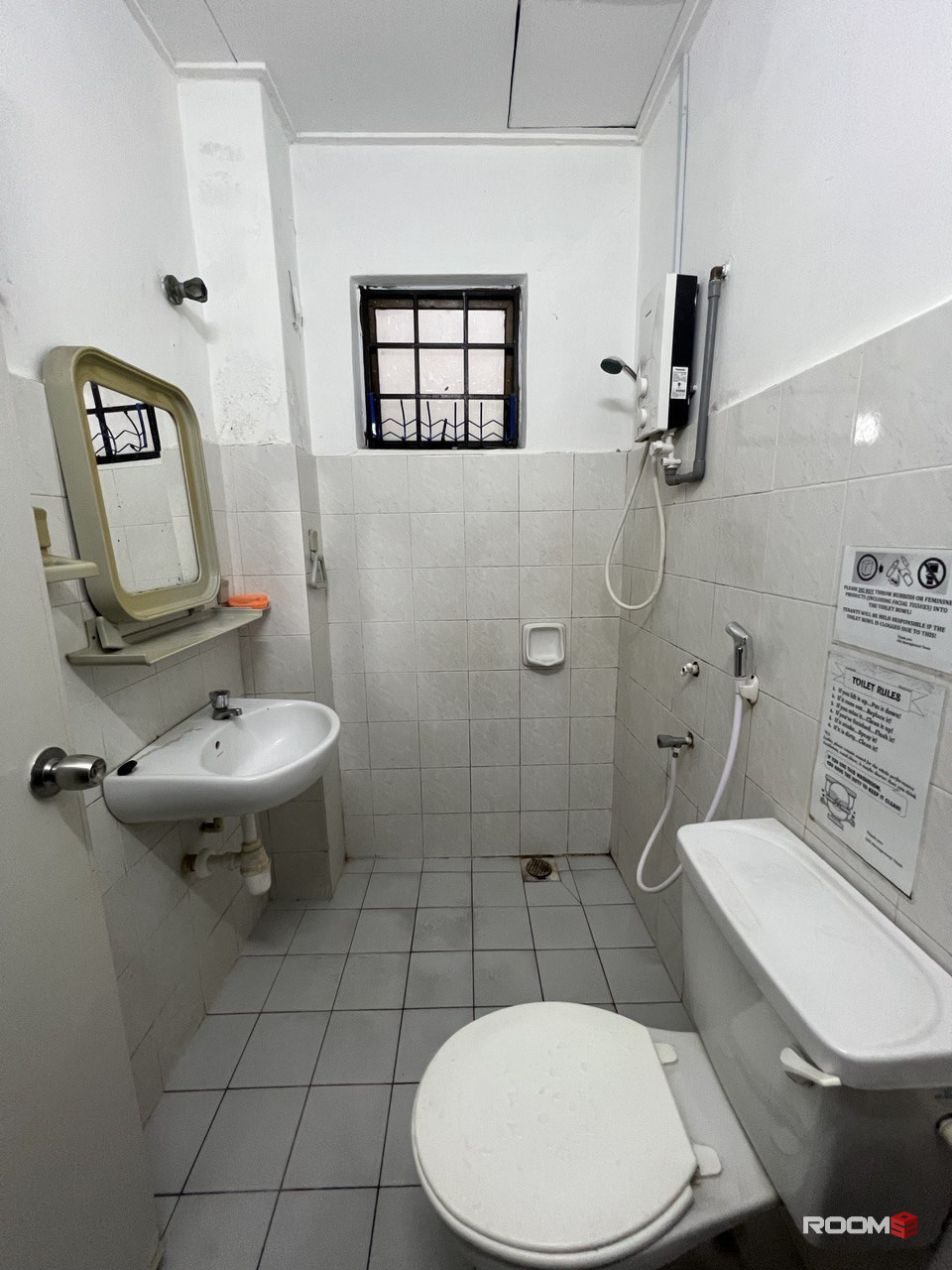 BANDAR UTAMA ROOM FOR RENT