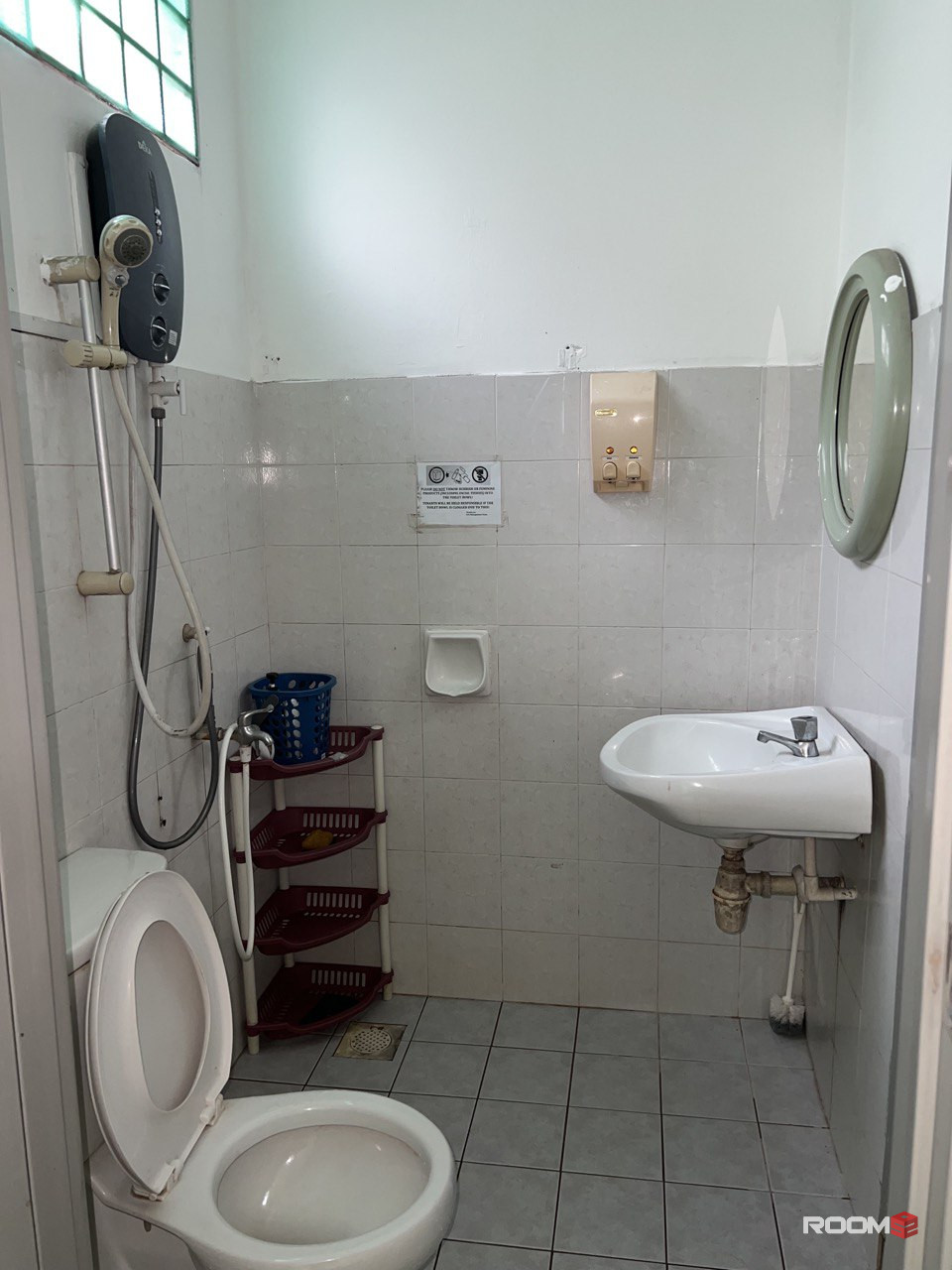 BANDAR UTAMA ROOM FOR RENT