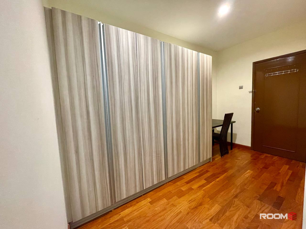 Rent The Right Stay With Us 👍🏻 ⚠️ ZERO Deposit & Fully Furnished 😍 In KLCC Area 🤩 1 Room LEFT ‼️