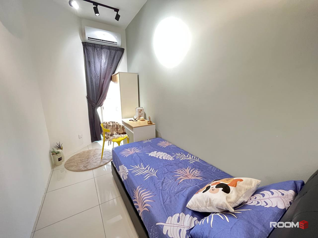 Rent The Right Rooms With Us 👍🏻 ⚠️ Check This Out To End Your Misery 👇🏻 At TR Residence 🚄