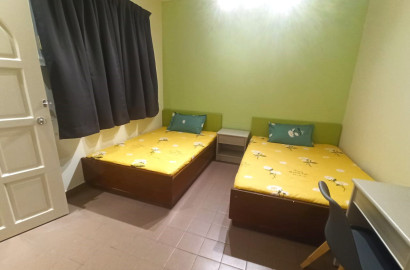 Convenient-Located Room 👀 : ZERO DEPOSIT Room Rental 12 Min to near LRT/MRT 🚄