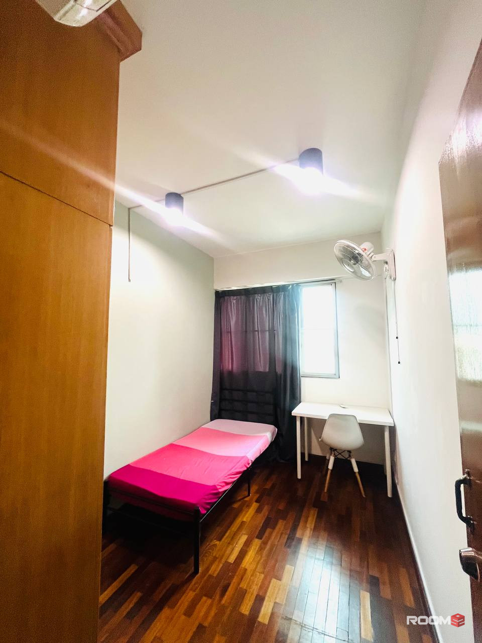 💯 Looking For Muslimah Unit? 🤔 At PWTC, Chow Kit 🤔 NO Budget? 😱 Don't Worry 🫡 We Have Room For You 💯