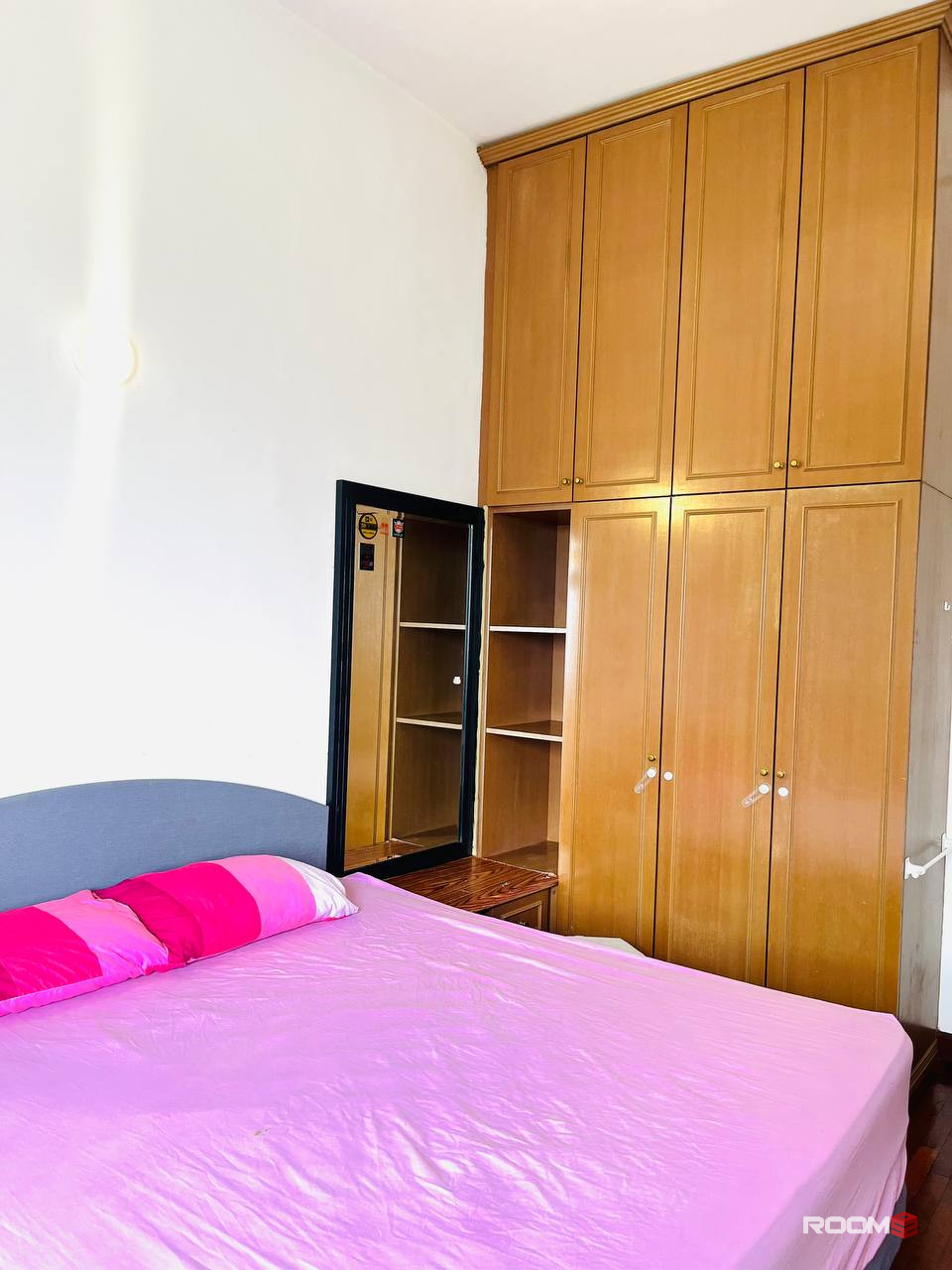 Central Location With Convenience📍03 mins to Sunway Putra Mall 🏩 