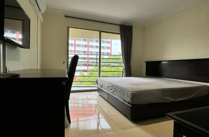 📍🚶🏻‍♂️6 Min WALK to CIQ | 🚗 6 Min DRIVE to Stulang, 7 Min to JBCC📌AVAILABLE Master Room bathroom attached for rent✨