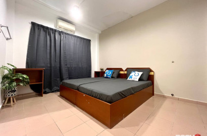 🌟📍5 Min to CIQ - Fully equipped with wifi, private bathroom and zero deposit available✨😎