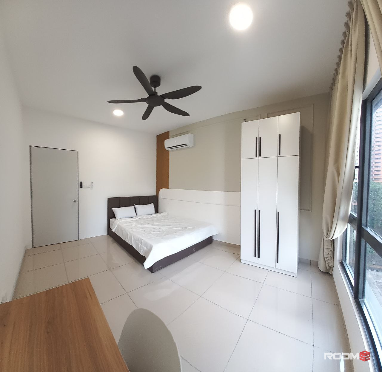 Medium Room at D'QUINCE Damansara Perdana Mutiara Damansara