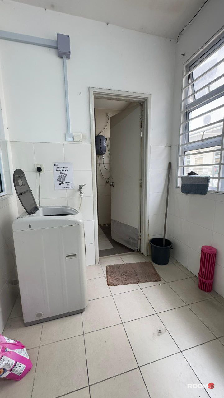 ❄️💥 Aircond Room in Kota Kemuning — Comfortable & Affordable!