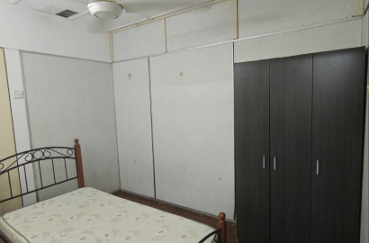 🌹 Female Unit with Private Bathroom