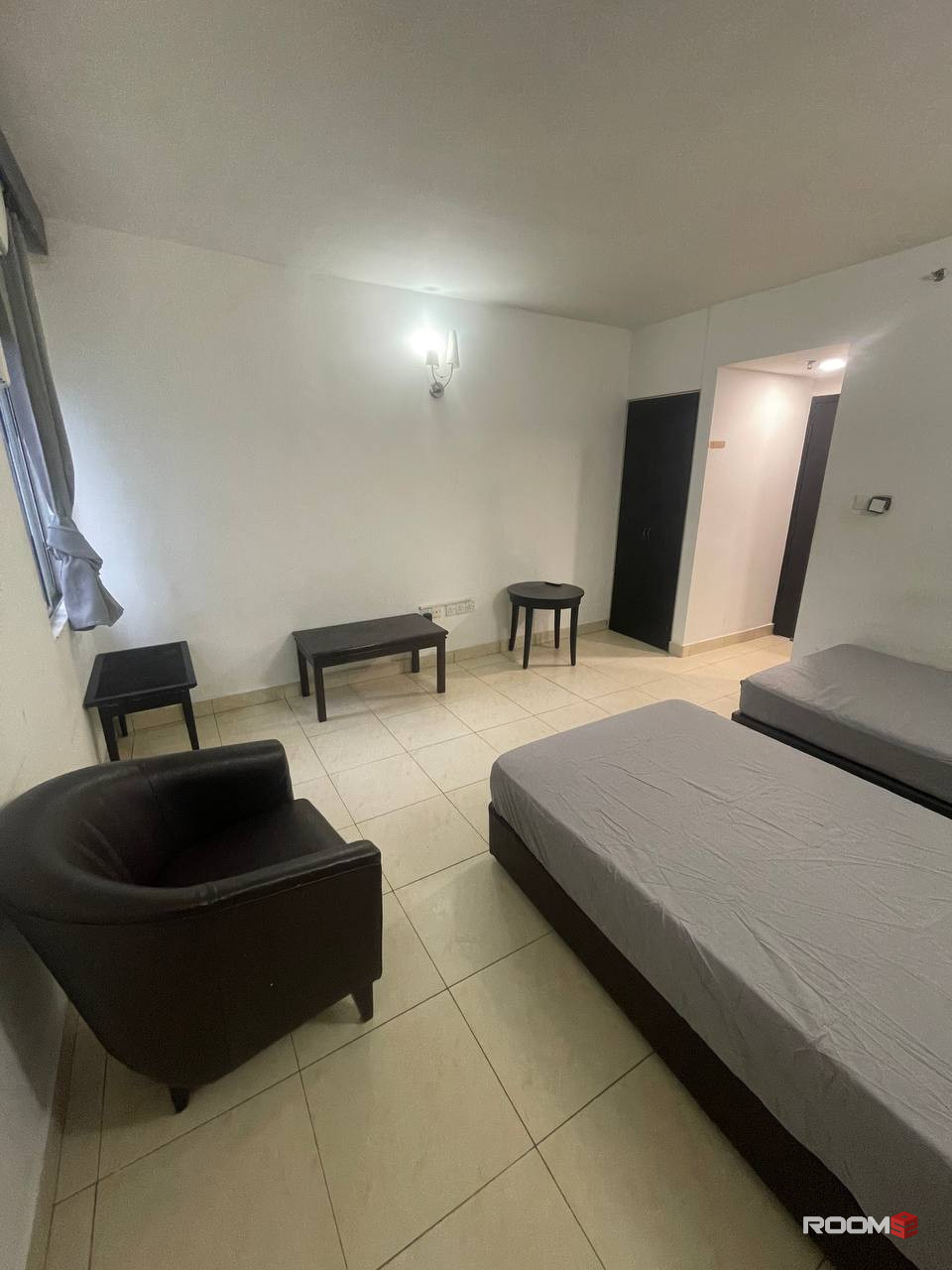 🏨 comfortable living with a cozy hotel feel