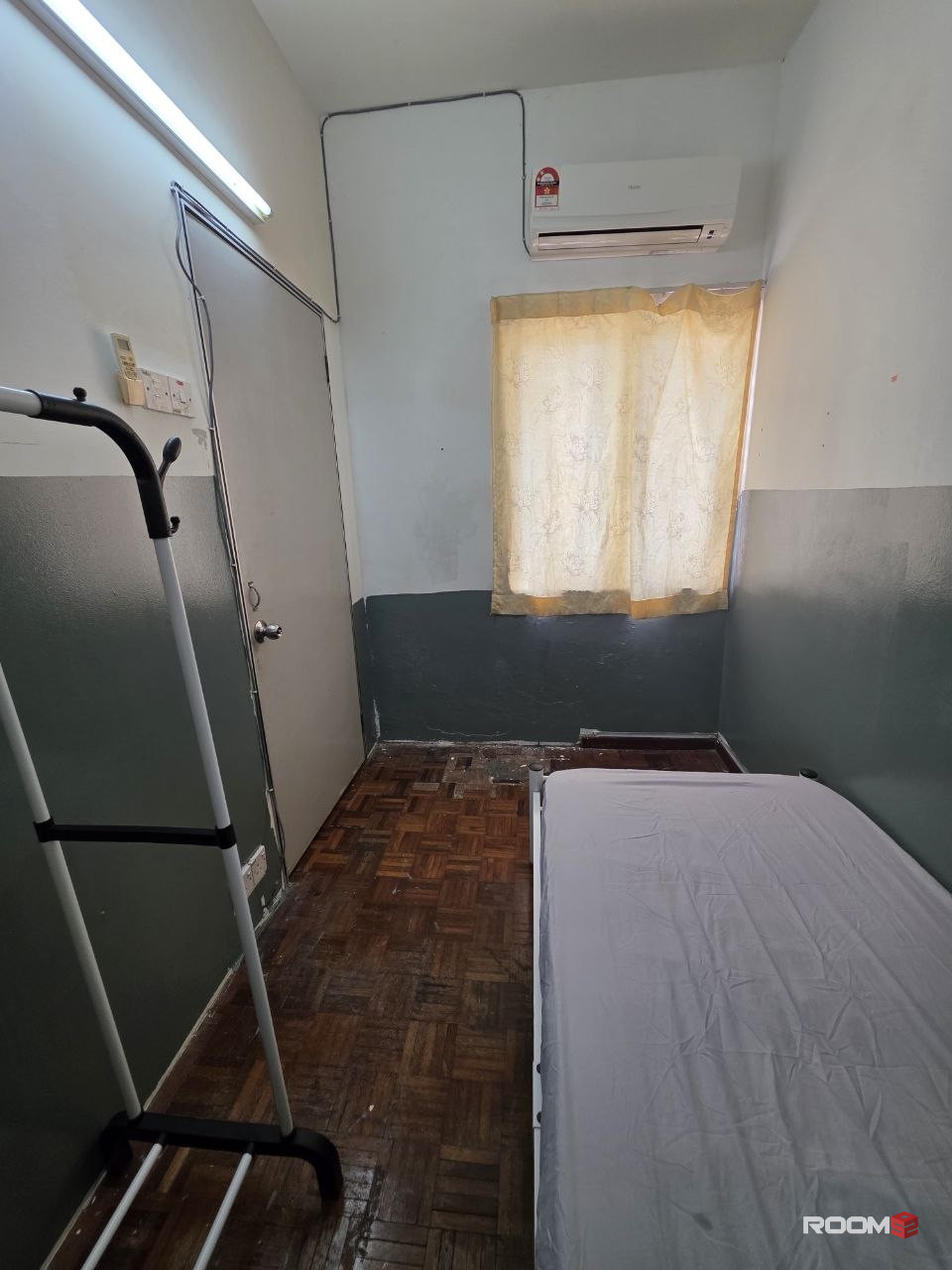 2 UNIT LEFT‼️No Deposit🚫Single with Aircond Room in Puchong