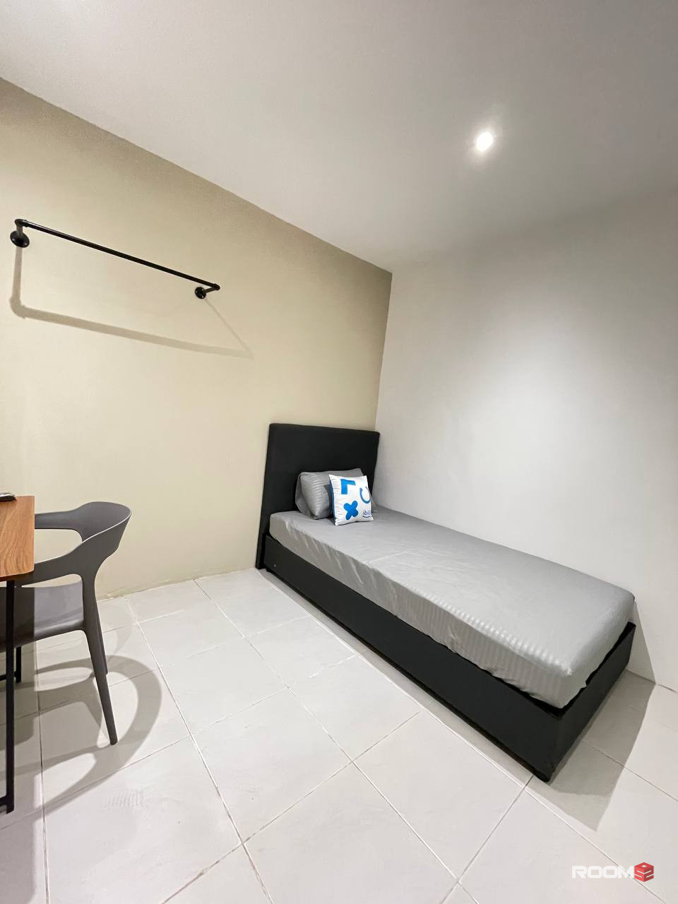 FREE DEPOSIT💥Private Bathroom 🚽Single Room Rent in SS3 Near Sungai Way