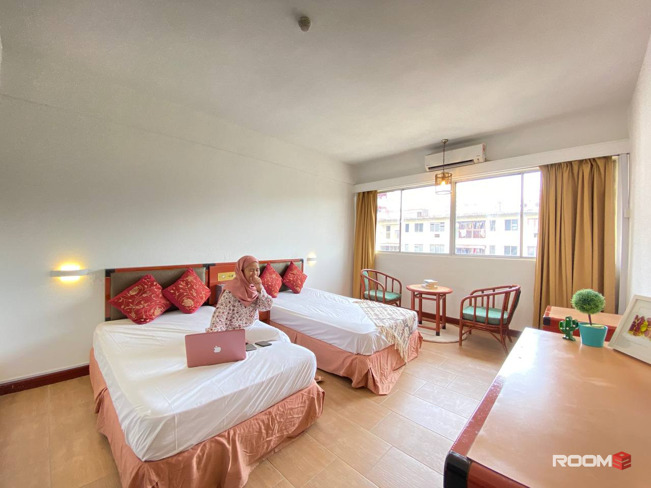 Hard Find Room Rent During This Pandemic🧐? ❄️ Check This For Studio Unit Without Deposit 😍 Walking Distance To Monorel