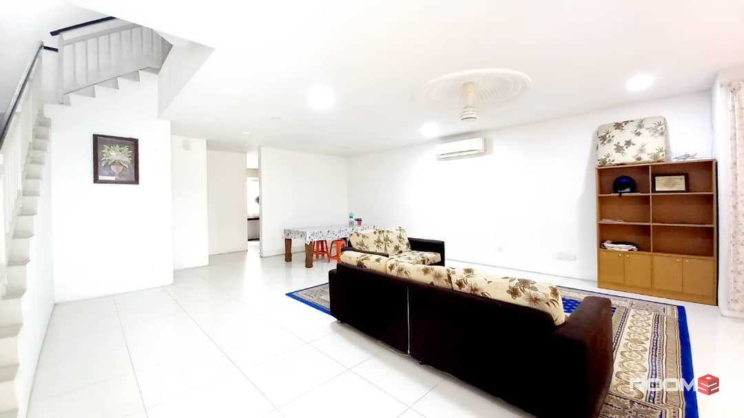 [𝐒𝐀𝐋𝐄] [𝑾𝑰𝑭𝑰📶] Taman Mesra Utama📣🚊 Serdang KTM  🏘Taming Jaya,🏫 UTAR🎓 C180, The Mines, AEON.