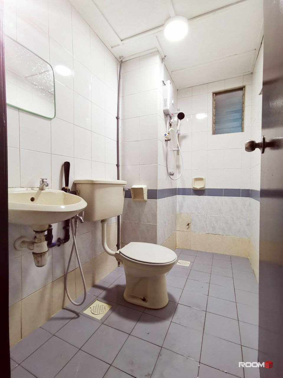 The Best Accomodation 🧕 [𝓕𝓔𝓜𝓐𝓛𝓔 𝓞𝓝𝓛𝓨] Balista Hijayu, Sendayan 📣 Rare Vacancy ❗More Privacy 🚀 D'Tempat